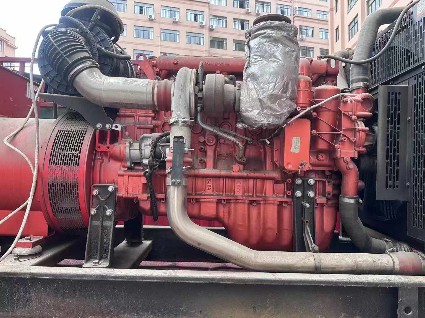 班戈如何选择适合 600kW 柴油发电机组的过载保护器？