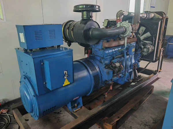 班戈100kW柴油发电机组使用多级机油有哪些优缺点？