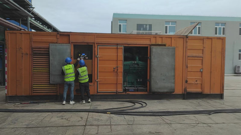 班戈如何检查柴油发电机组的机油油位？